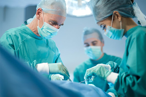 Phẫu thuật khúc xạ là gì?